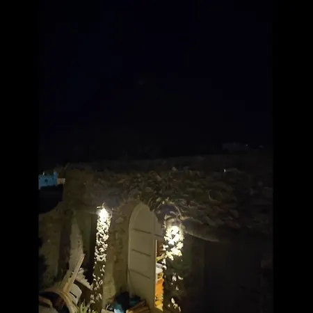 Artemis Pyrgi No1 בית נופש *