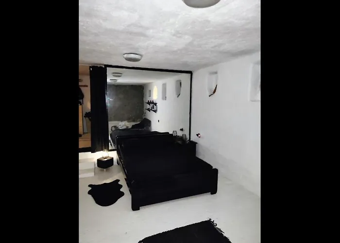 Artemis Pyrgi No1 * פלאטיס יאלוס